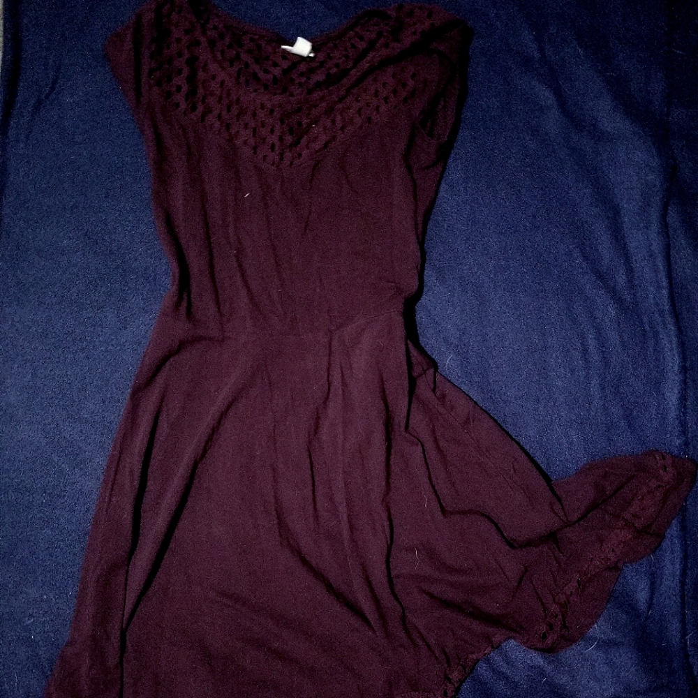 CAPE JUBY MAROON MINIDRESS! SIZE SMALL PETITE